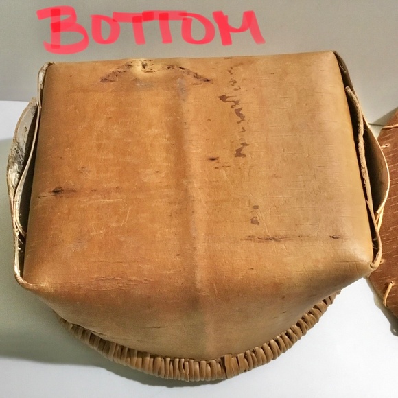 Vintage Authentic Signed Chipewyan Indian Birch Bark Basket - Picture 10 of 12